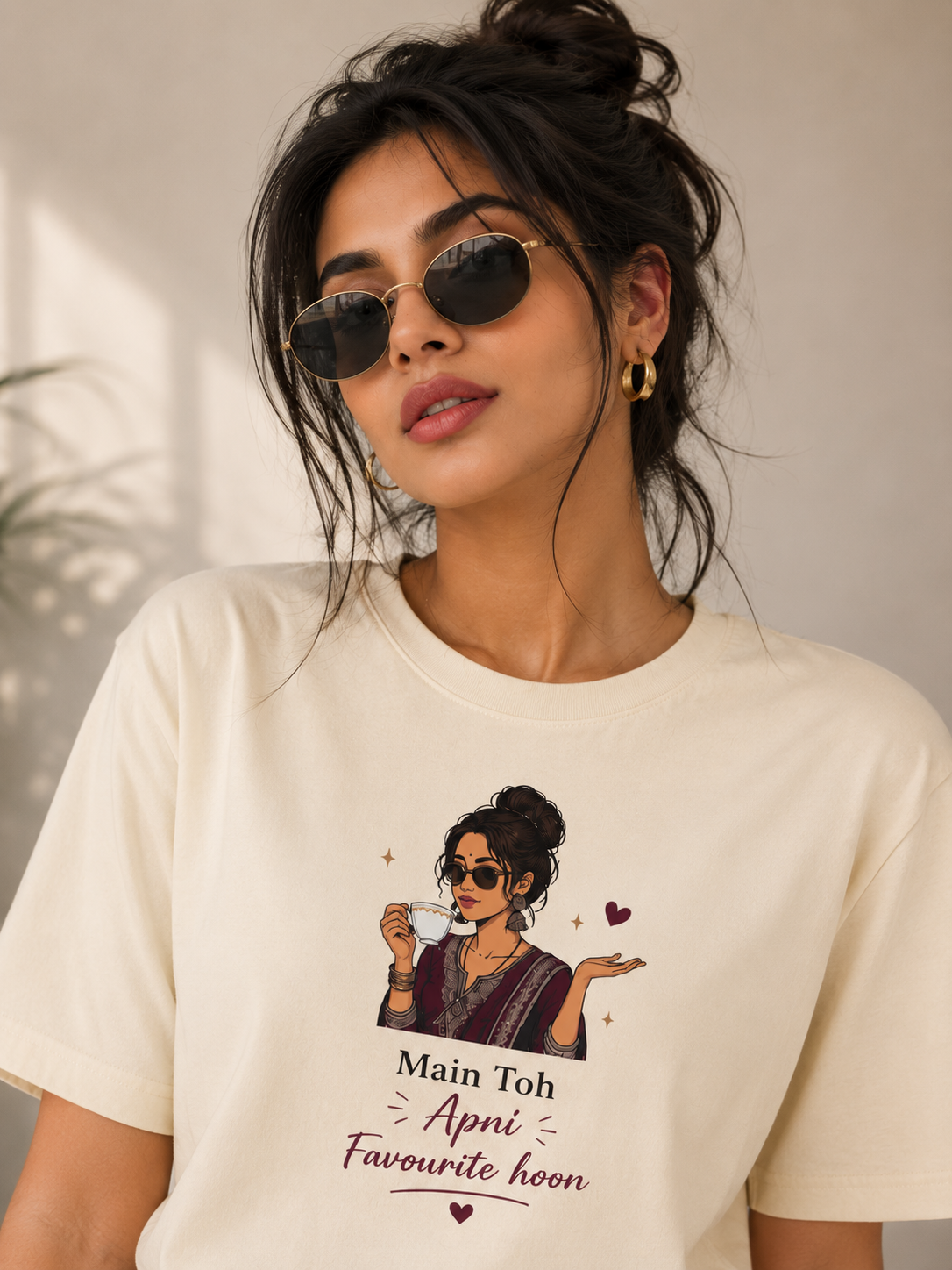 "Main Toh Apni Favourite Hoon" T-Shirt