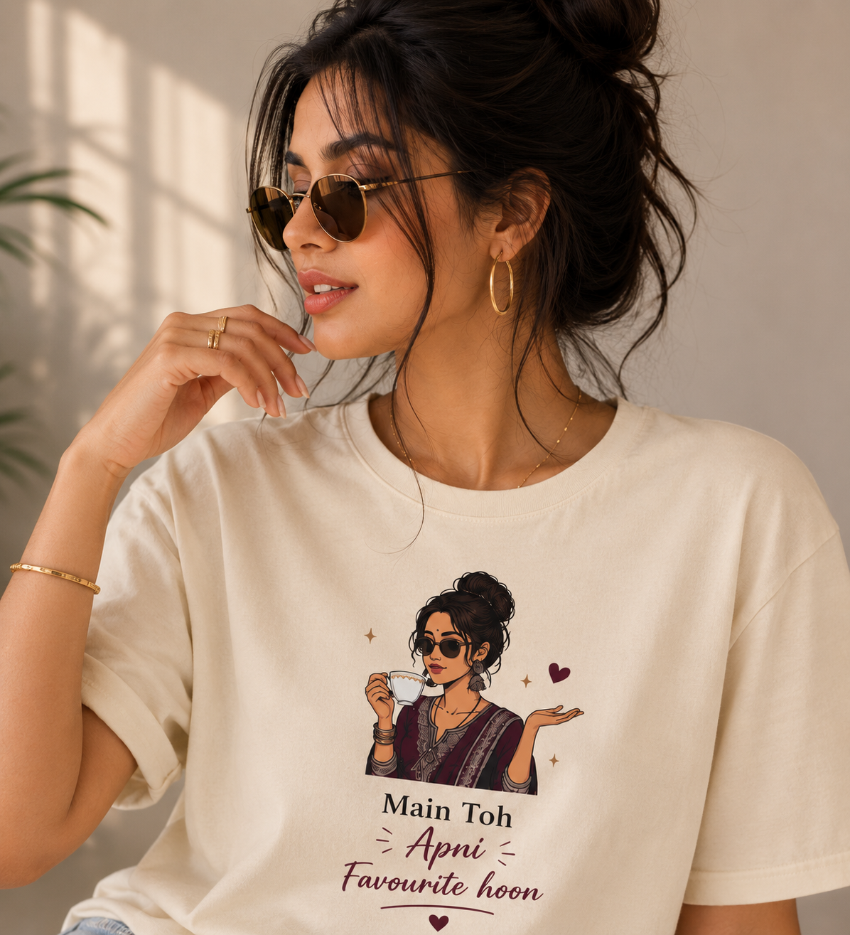 "Main Toh Apni Favourite Hoon" T-Shirt